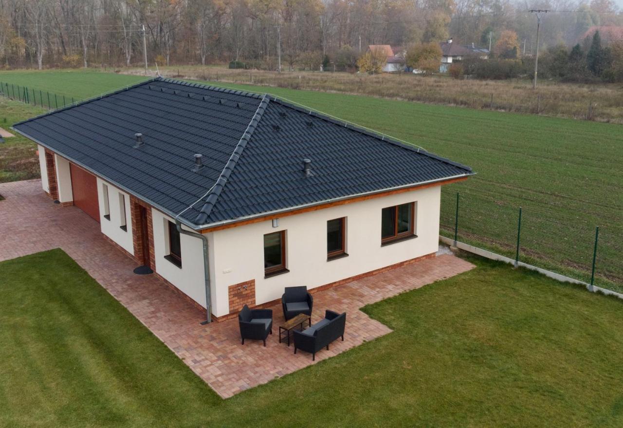 Apartman Uprostred Trojuhelniku Praha - Karlovy Vary - Plzen Kolesovice Екстериор снимка