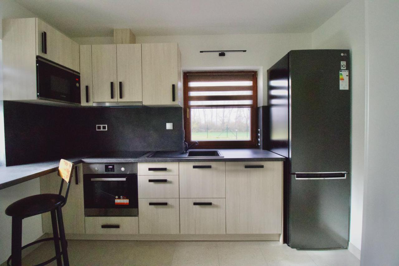 Apartman Uprostred Trojuhelniku Praha - Karlovy Vary - Plzen Kolesovice Екстериор снимка