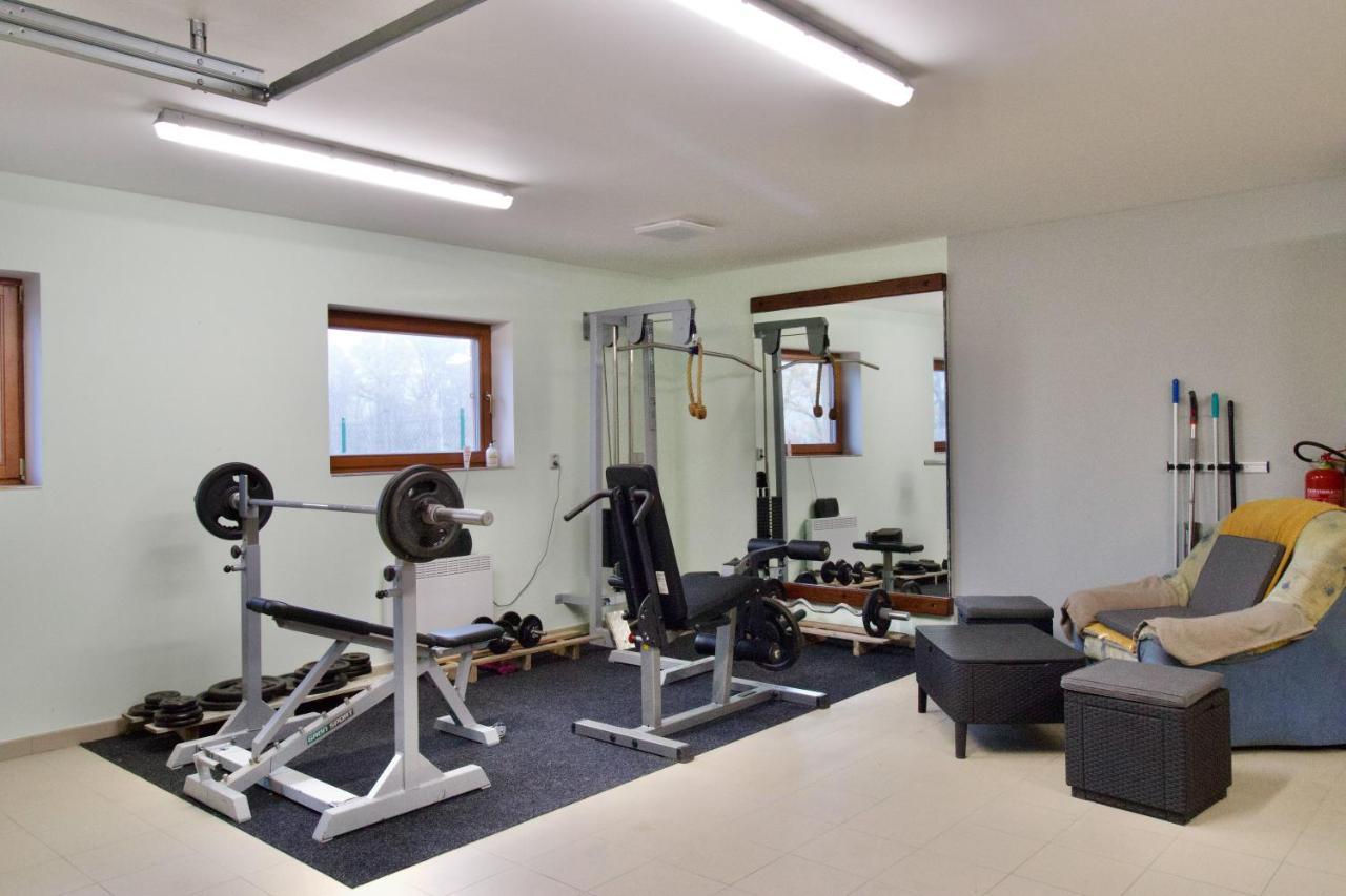 Apartman Uprostred Trojuhelniku Praha - Karlovy Vary - Plzen Kolesovice Екстериор снимка